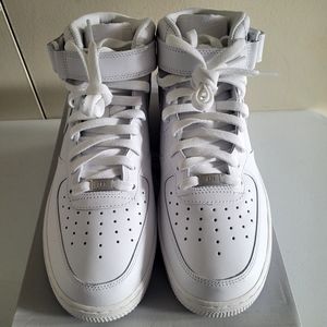 Nike Air Force 1 Mid Top